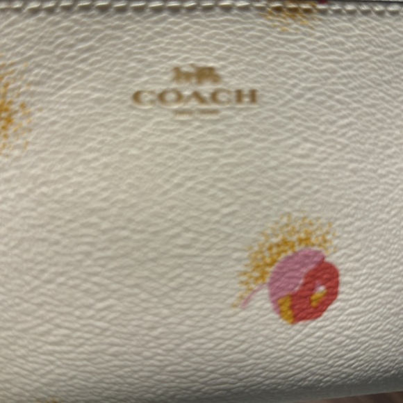 Coach C6045 IM/Chalk  multi Pop Furl leather wristlet. - Picture 4 of 7